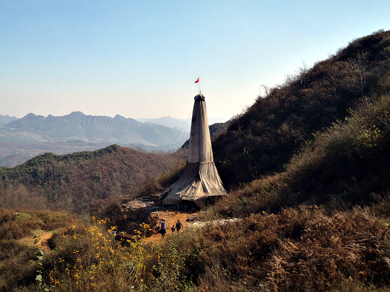 再出發(fā)，亮巖